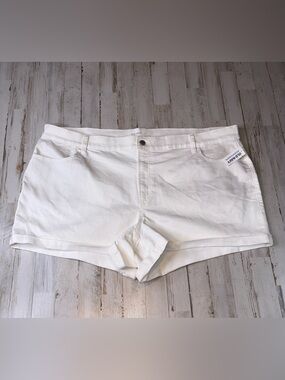 Old Navy High-rise White Denim Rolled Cuff Shorts Plus Size 24